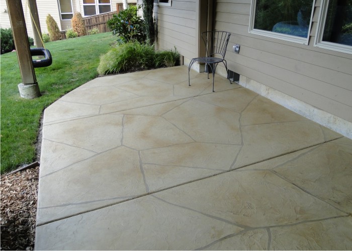 limestone-patio | Bach Custom Coatings